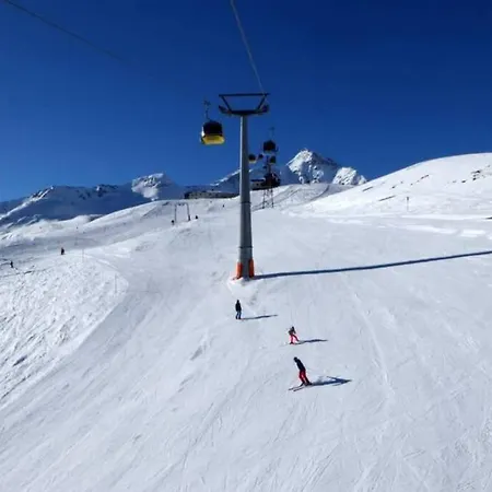 Neuwertige 3 ½ Zimmer-wohnung In Zillis/andeer *