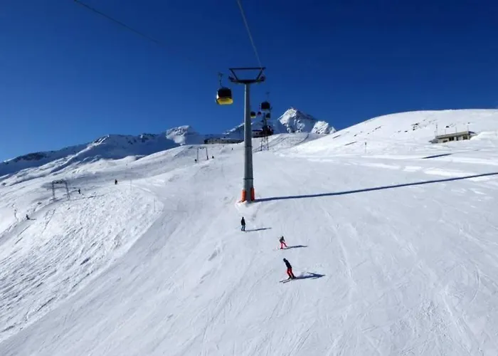 Neuwertige 3 ½ Zimmer-wohnung In Zillis/andeer *