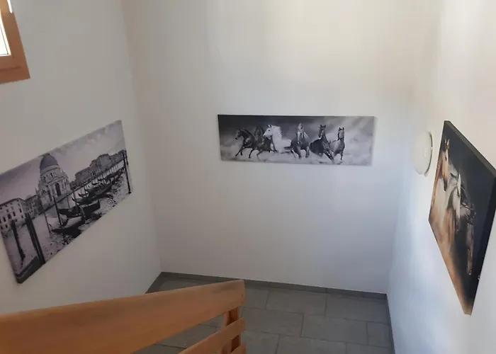 Neuwertige 3 ½ Zimmer-wohnung In Zillis/andeer *