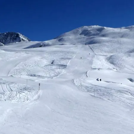 Neuwertige 3 ½ Zimmer-wohnung In Zillis/andeer