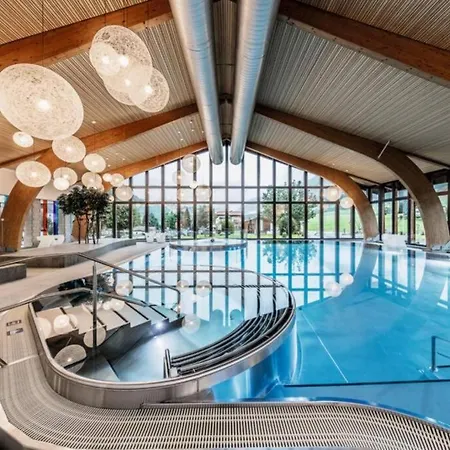 Апартаменты Neuwertige 3 ½ Zimmer-wohnung In Zillis/andeer Циллис