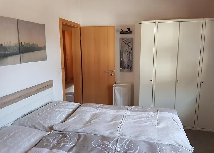Neuwertige 3 ½ Zimmer-wohnung In Zillis/andeer *
